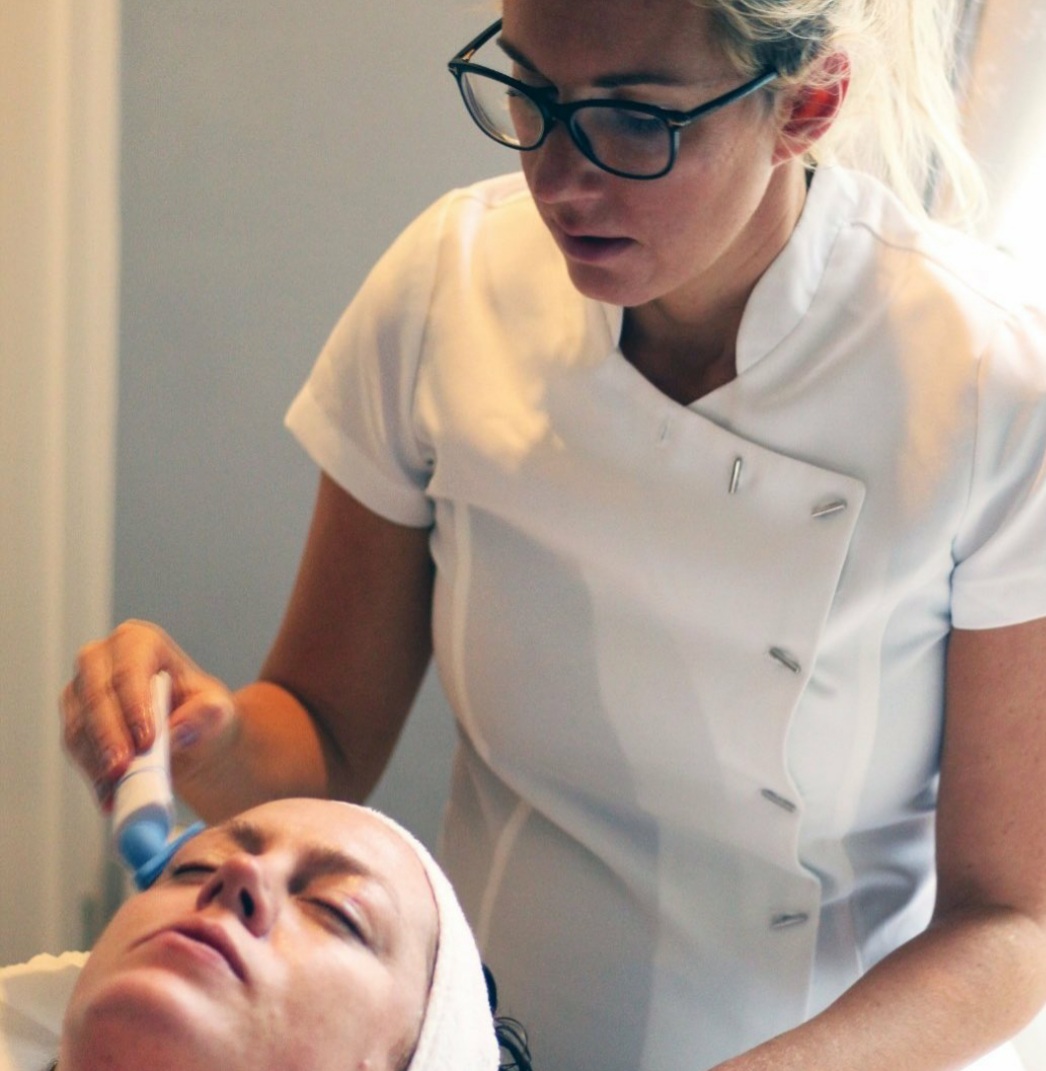 About 2 Holly skin treatment at The Skin Investment Clinic
